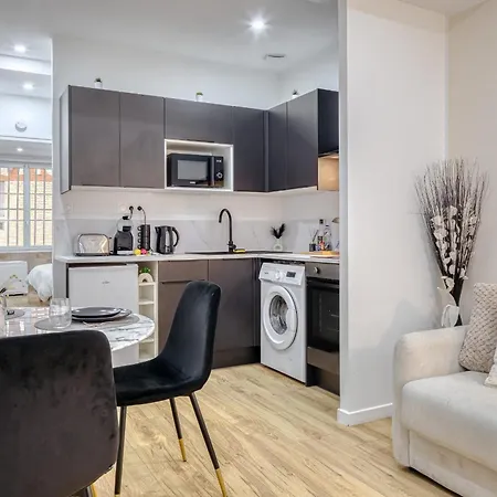 Le Aurélie F2 Avec Baignoire Balnéo ! Apartamento