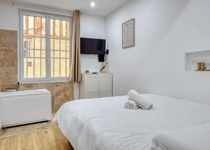 Le Aurelie F2 Avec Baignoire Balneo ! *